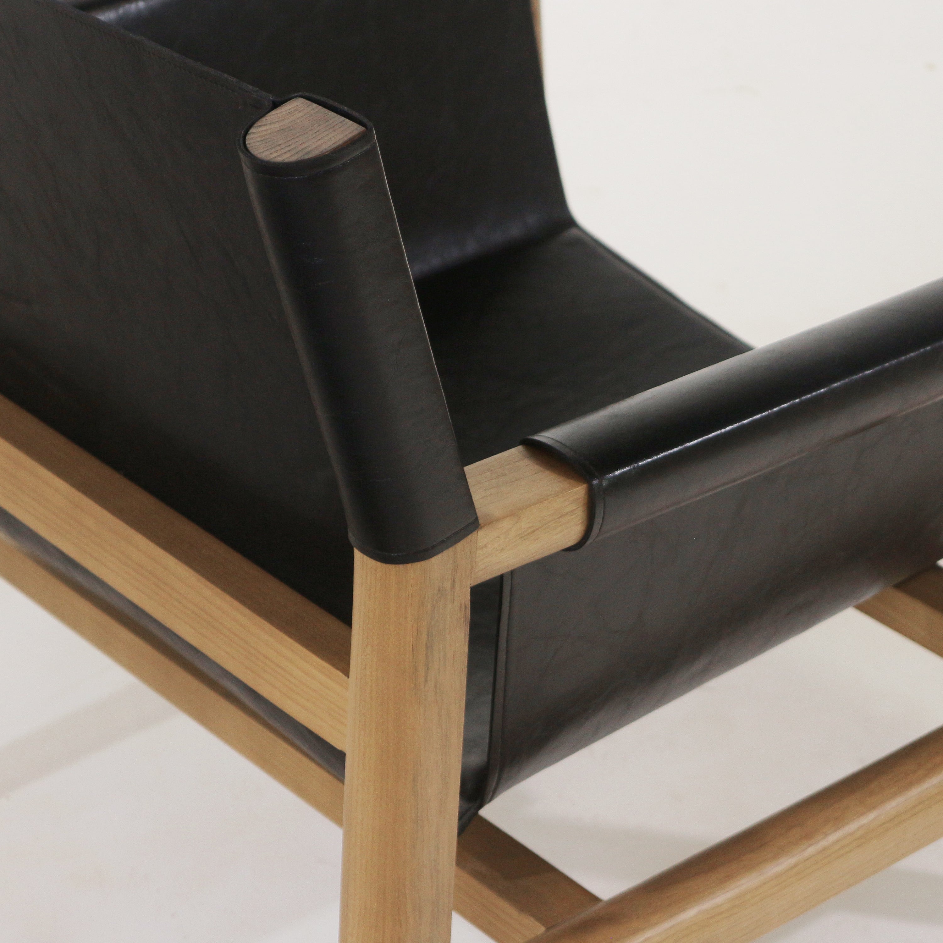 Toronto Leather & Teak Lounge Chair Teak